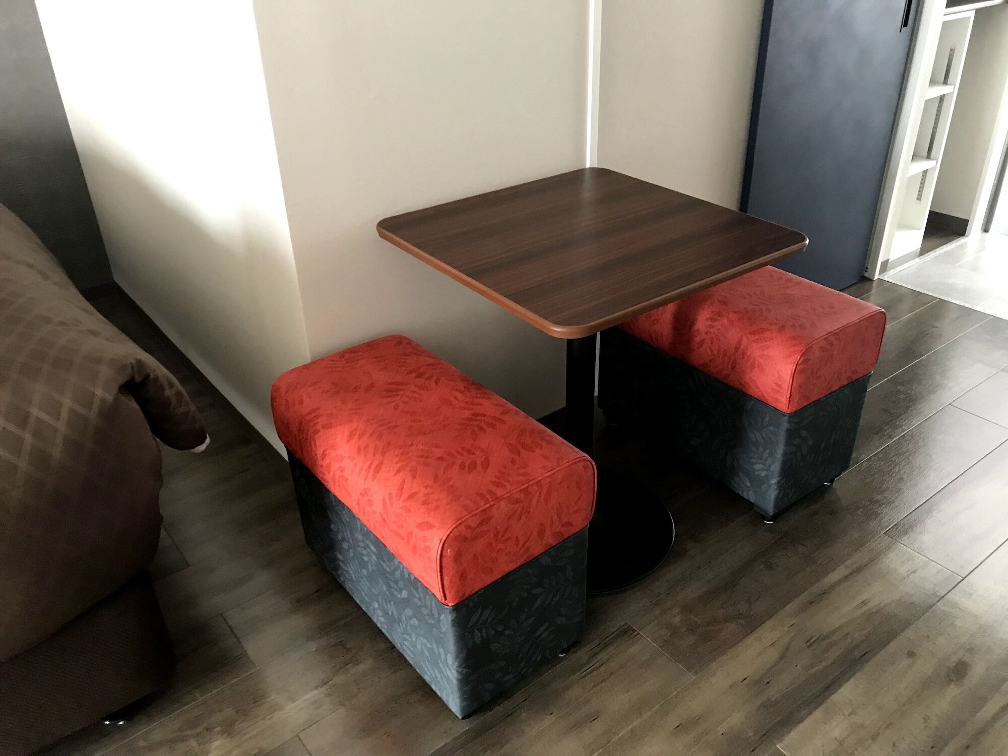Mr.Kinjo Inn Урума Екстериор снимка